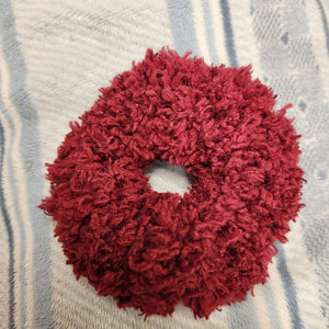 Hair scrunchie in rust red.  comes in a  pack of 2